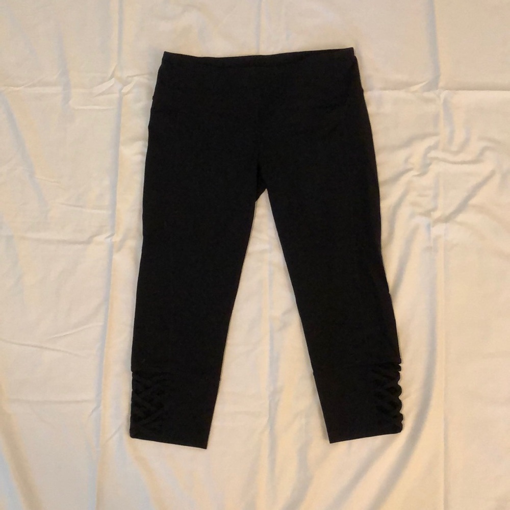 Athleta Capri Pants w/ ankle detail